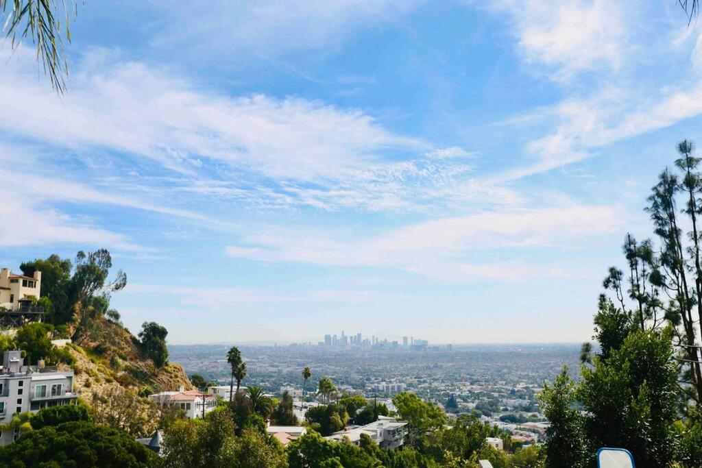 Entire On Sunset Strip Villa *